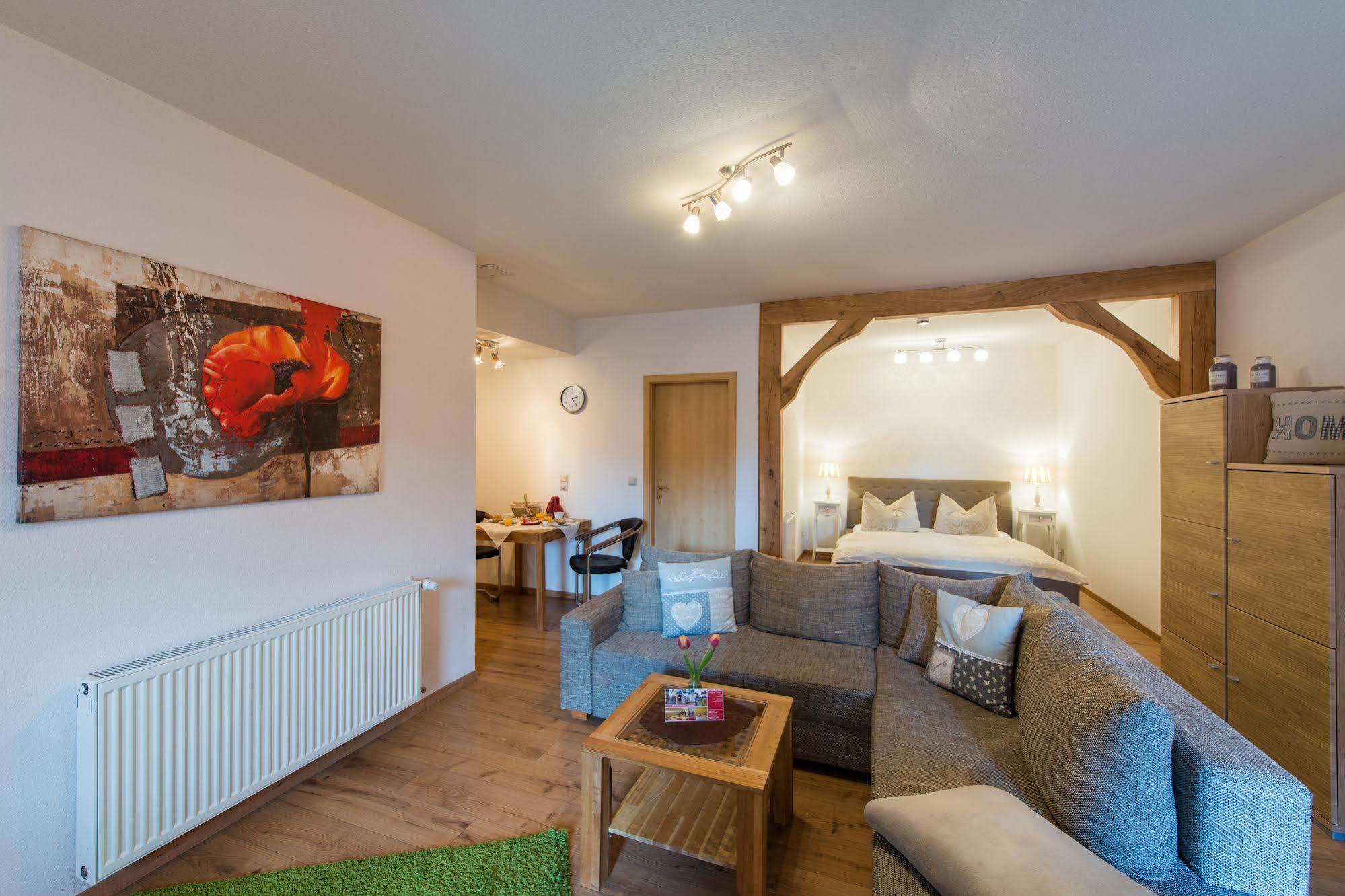 Apartmenthaus Im Stieg Quedlinburg Esterno foto